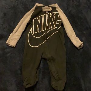 Baby clothes